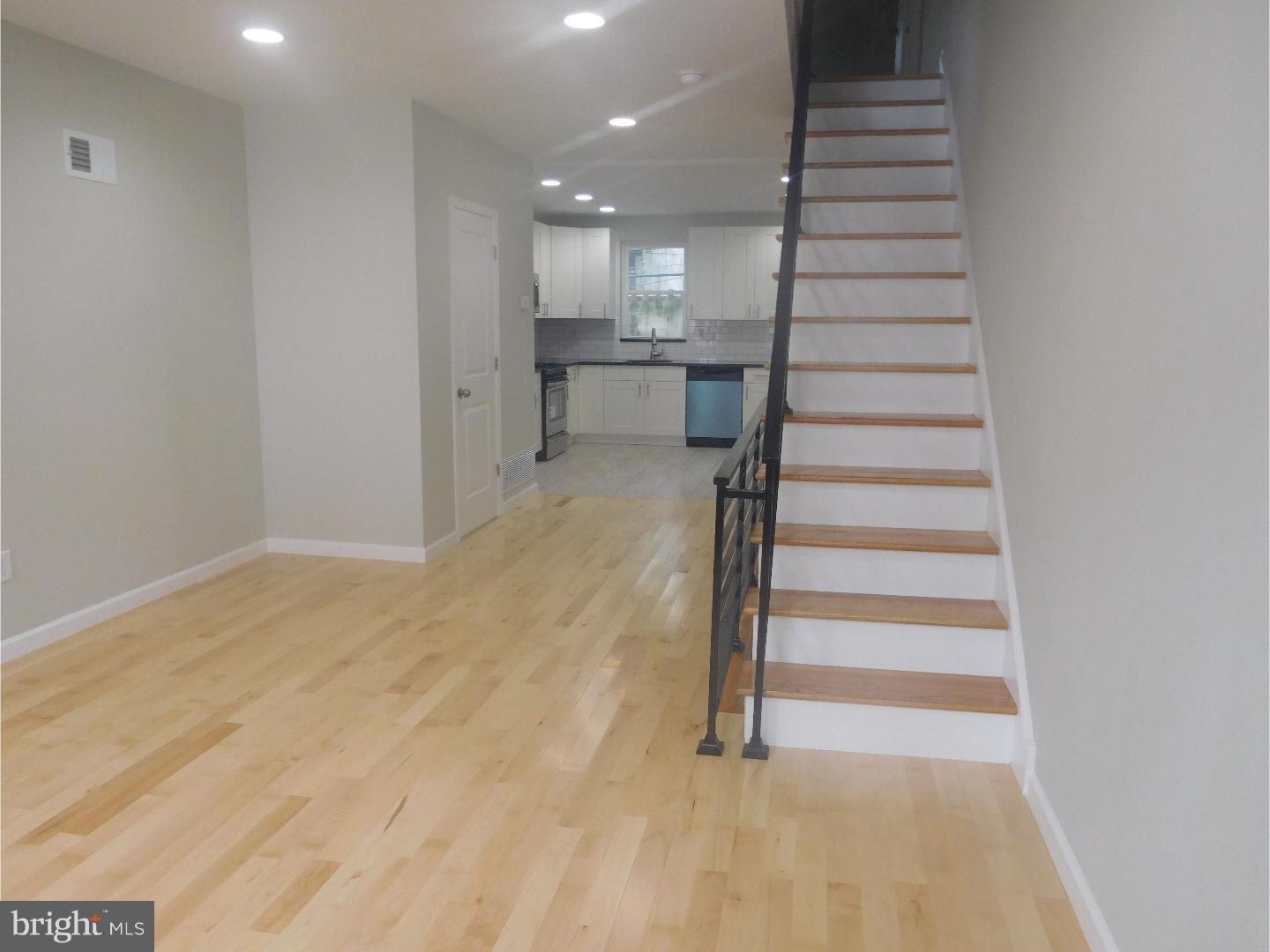 POINT BREEZE - Residential