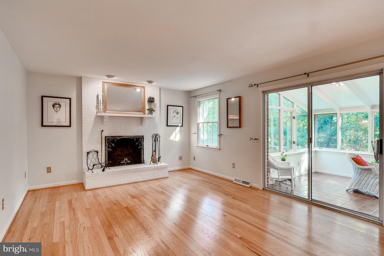 PADONIA MANOR - Residential