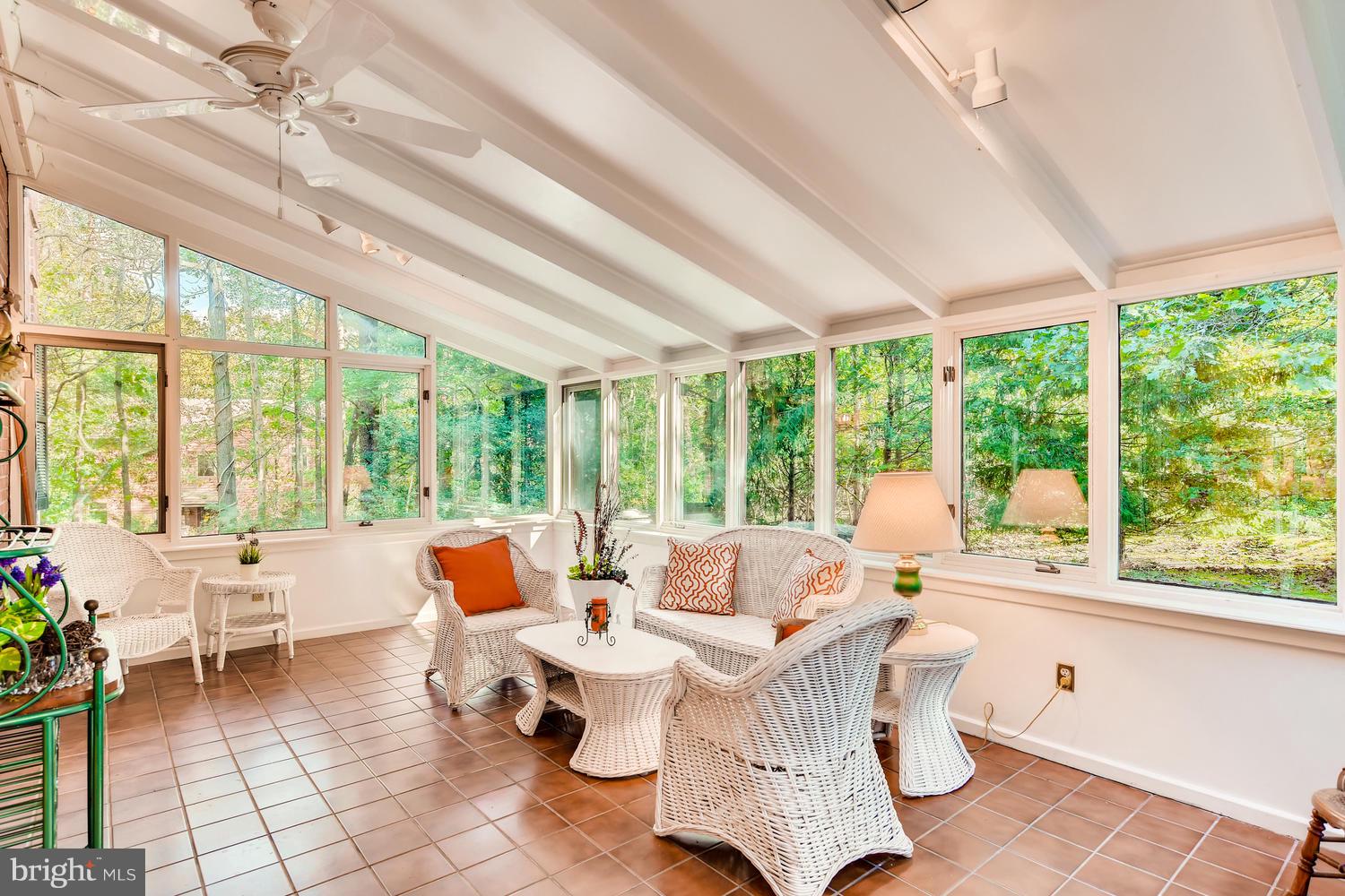 PADONIA MANOR - Residential