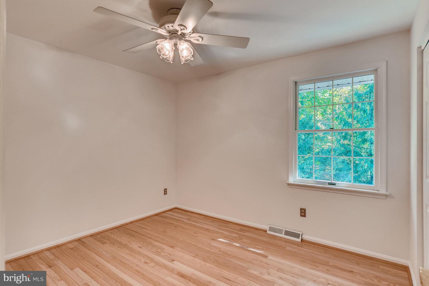 PADONIA MANOR - Residential