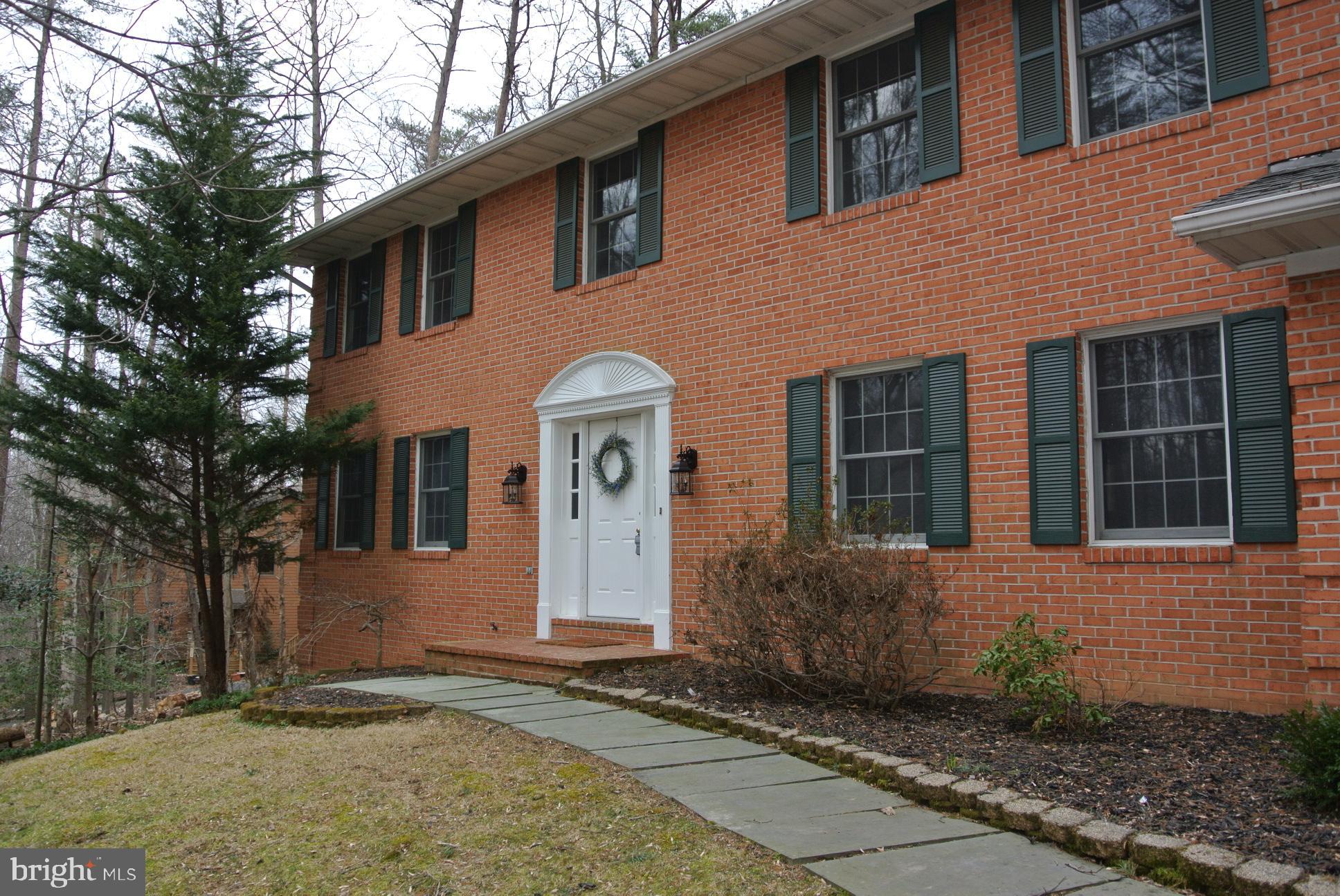 PADONIA MANOR - Residential