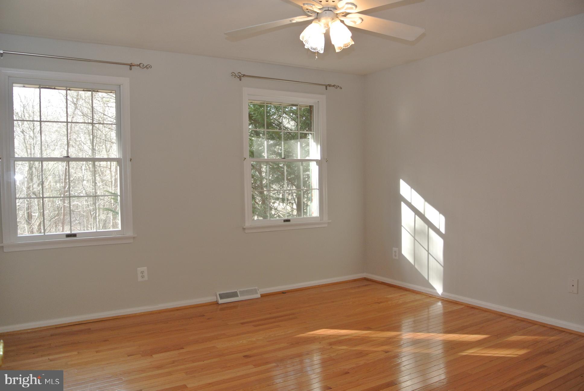 PADONIA MANOR - Residential