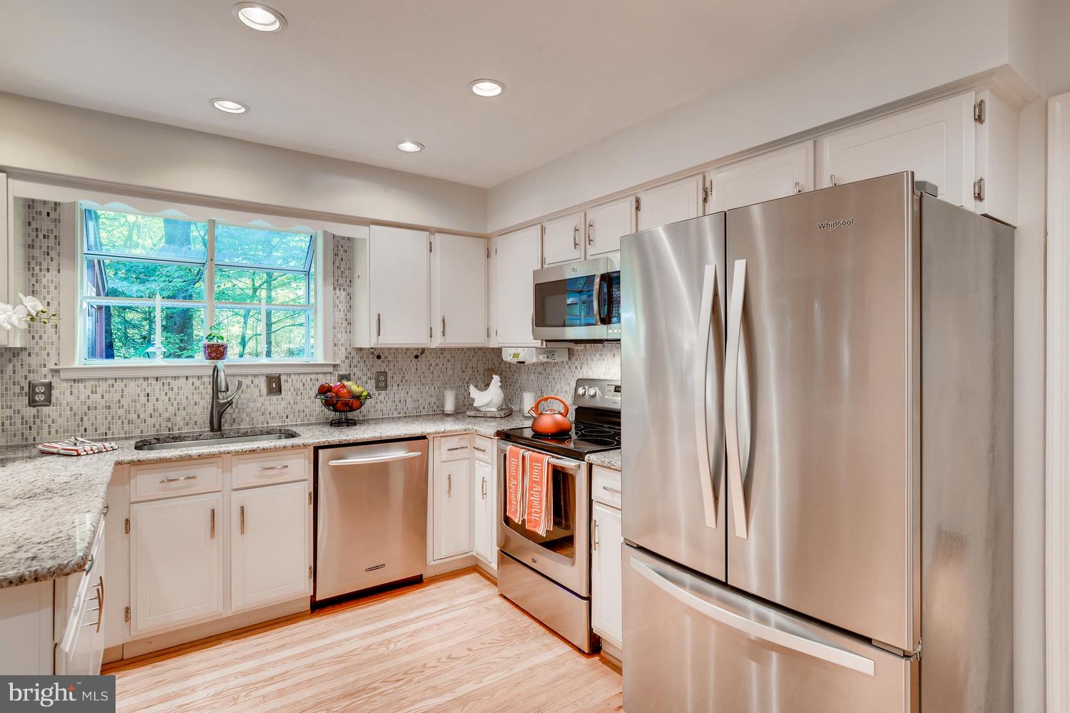 PADONIA MANOR - Residential