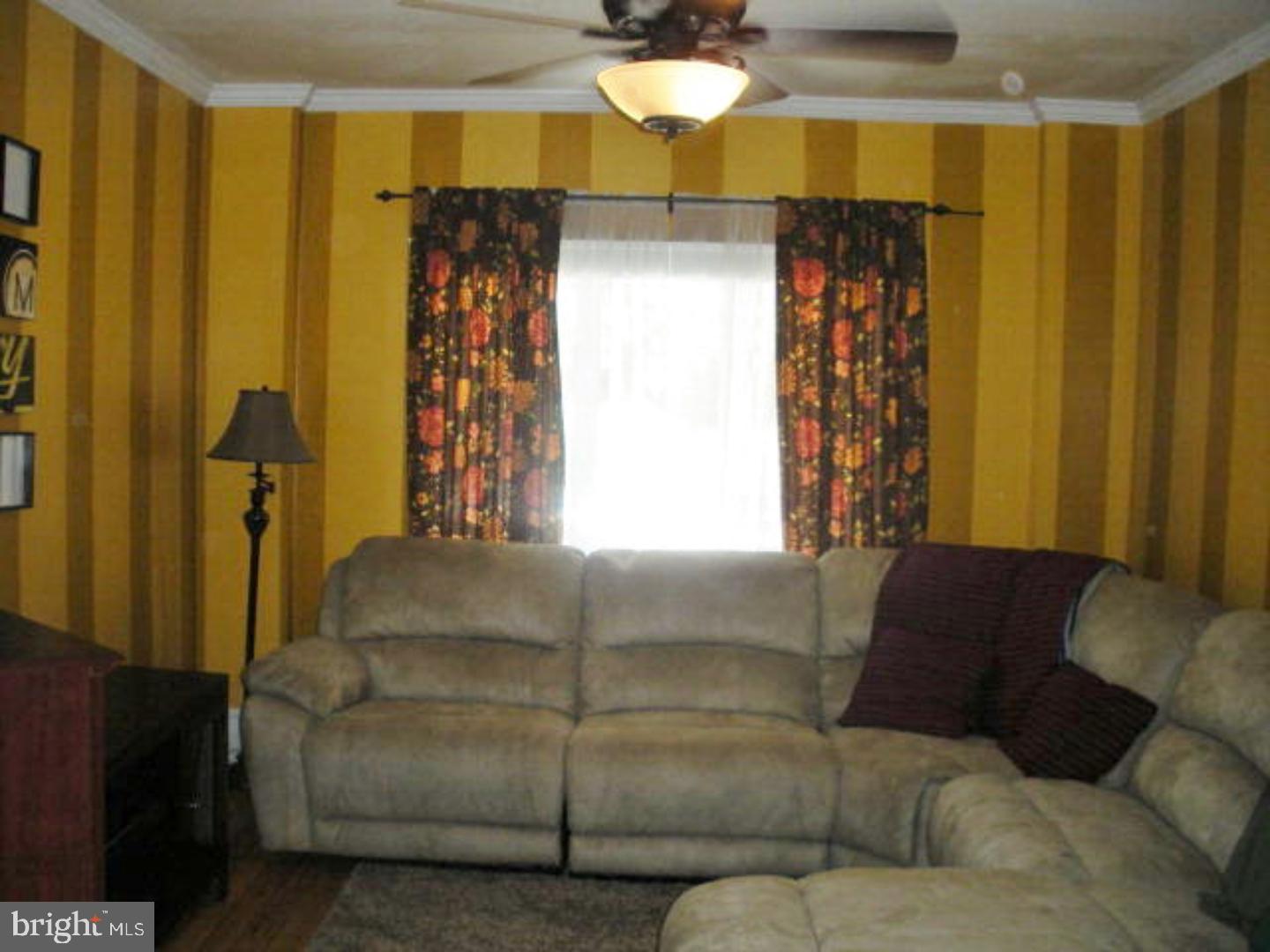 YORKVILLE - Residential