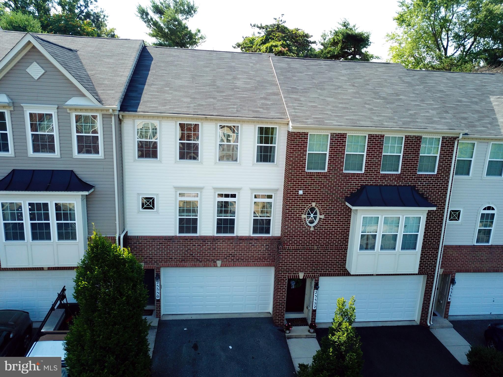 MAGRUDERS OVERLOOK - Residential Lease