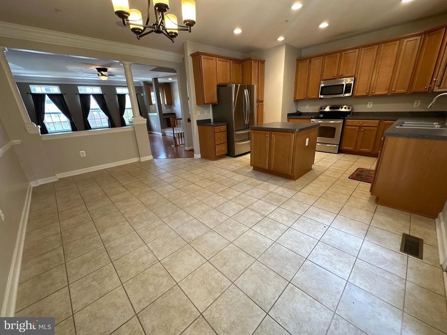 Beautiful large 3 level townhome with a big 2 car garage. Main level is huge, open and filled with natural light. The main level family room with laminate wood floors opens to the enormous kitchen and table space. There is ample cabinet and counter space. Up stairs has 3 bedrooms and 2 full baths. The master suite has a large walk in closet and a master bath with dual vanities, soaking tub and separate shower. The basement is fully finished and makes a great rec room.  To qualify: Click the documents tab for "Policies & Procedure's" The minimum requirements to qualify are a 600 credit score, house hold income $100,000, no smokers, no pets allowed.   Each person 18 or older will need to fill out an application.  Request application today!