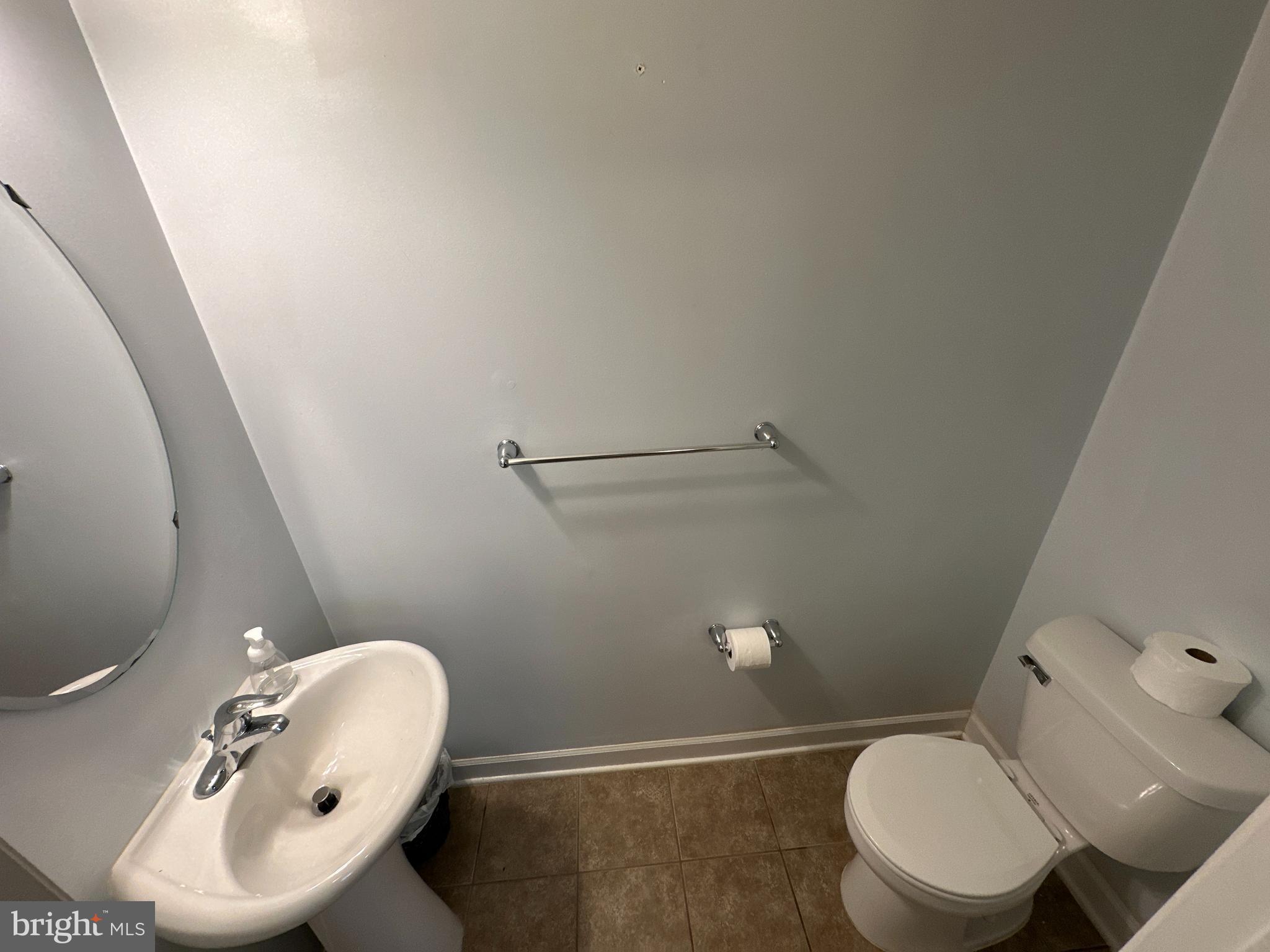 MAGRUDERS OVERLOOK - Residential Lease