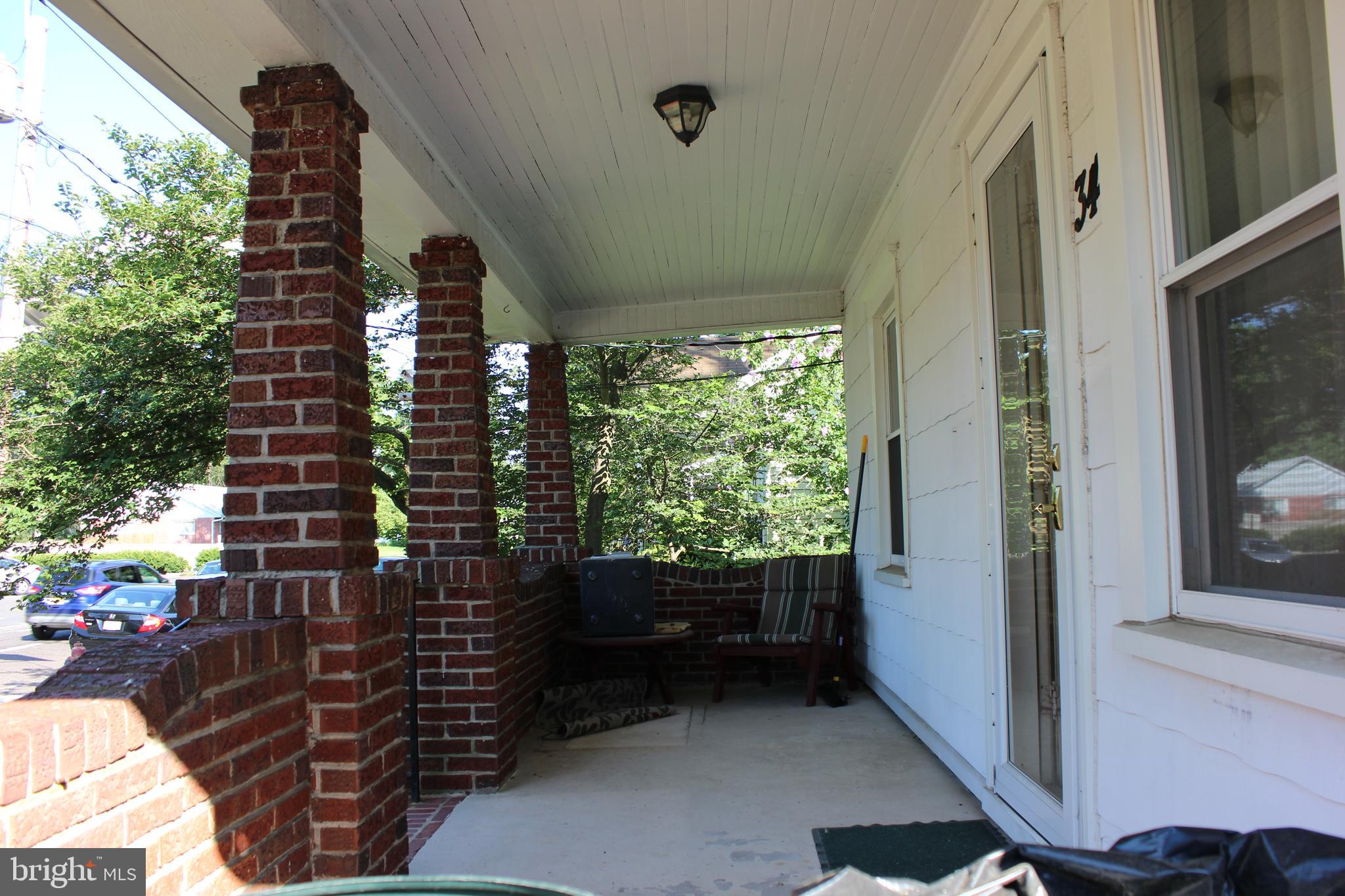 34 S POPLAR AVENUE