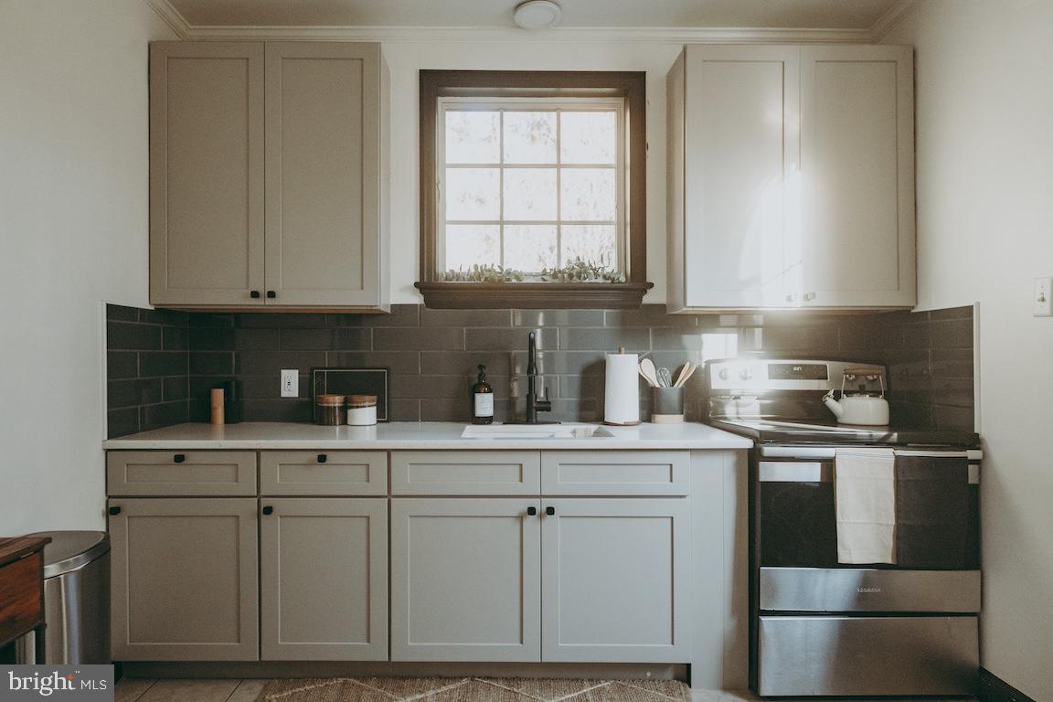 CONESTOGA - Residential Lease