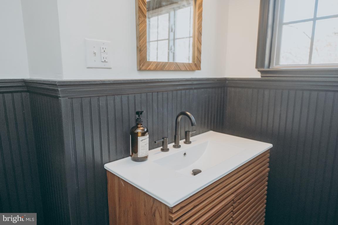 CONESTOGA - Residential Lease
