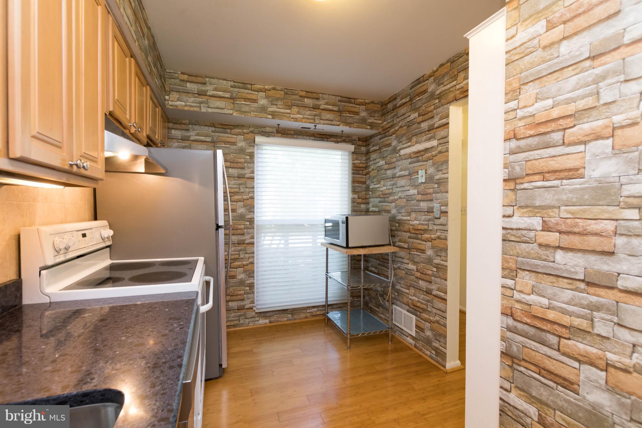 VILLAGE OF WILDE LAKE - Residential