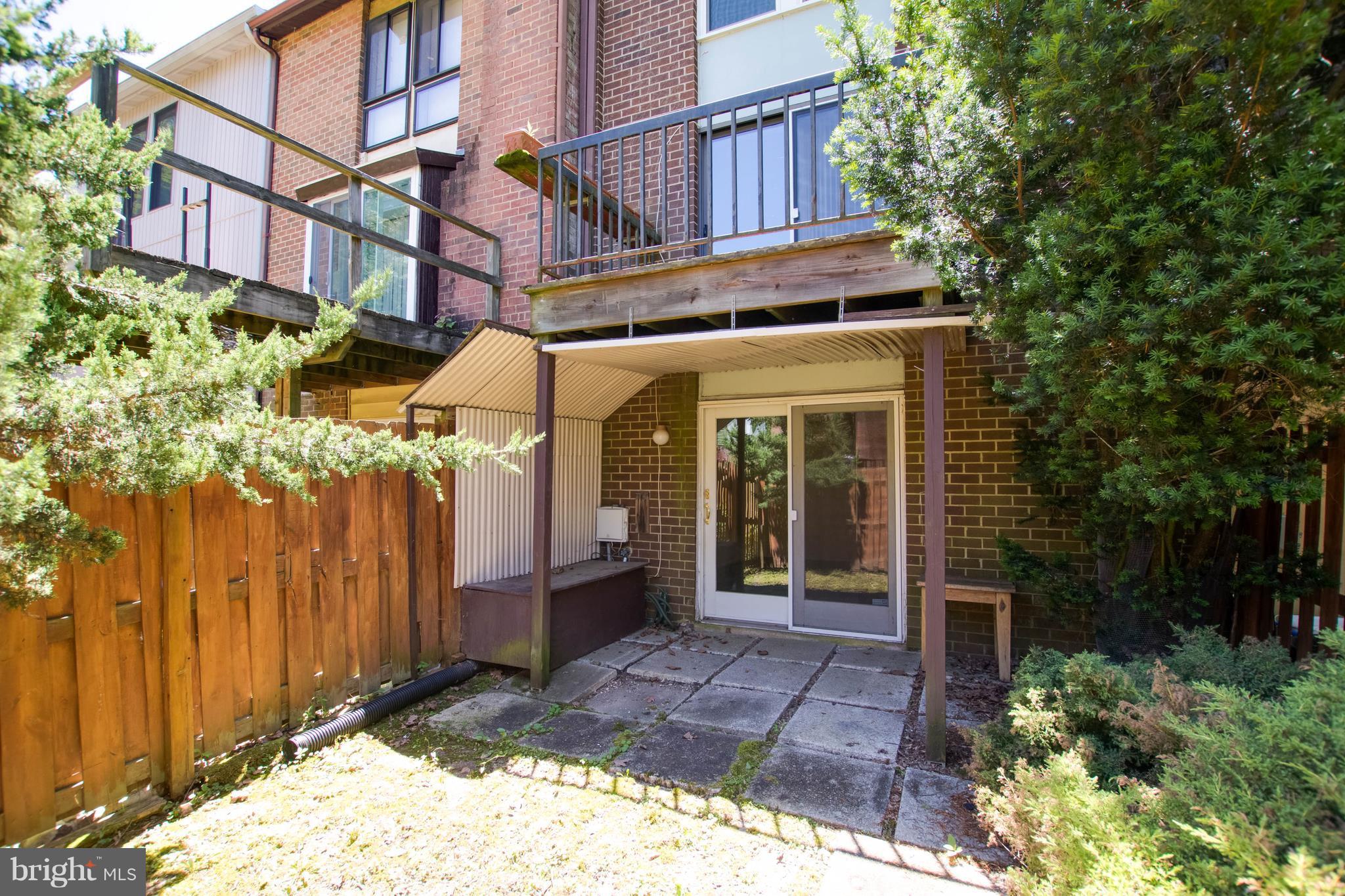 VILLAGE OF WILDE LAKE - Residential