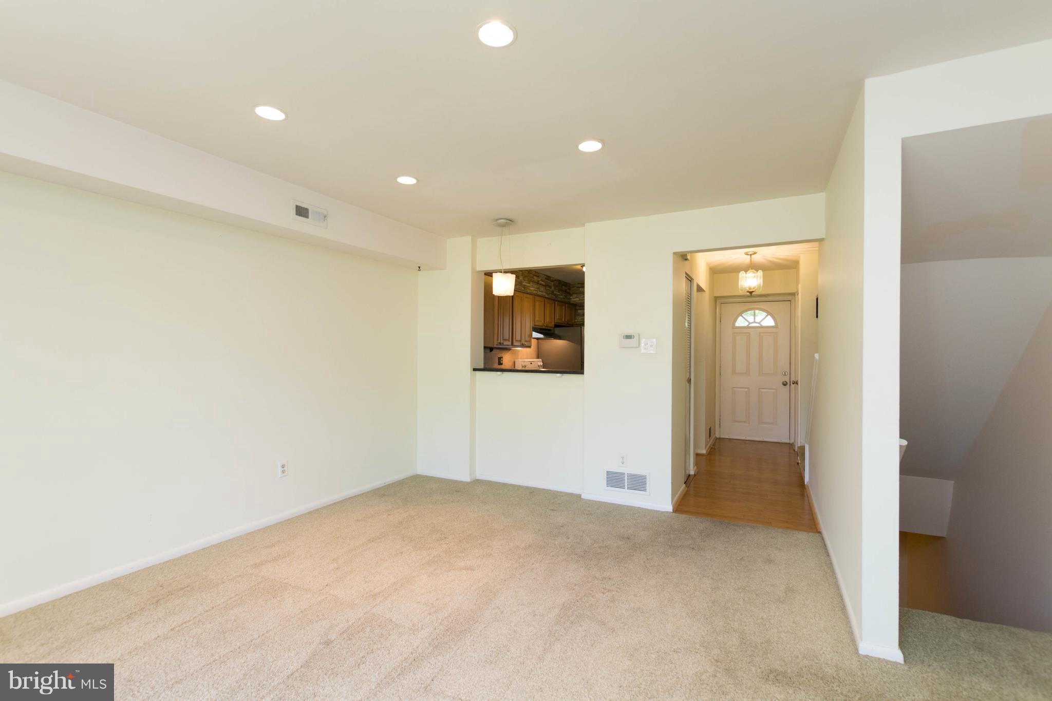 VILLAGE OF WILDE LAKE - Residential