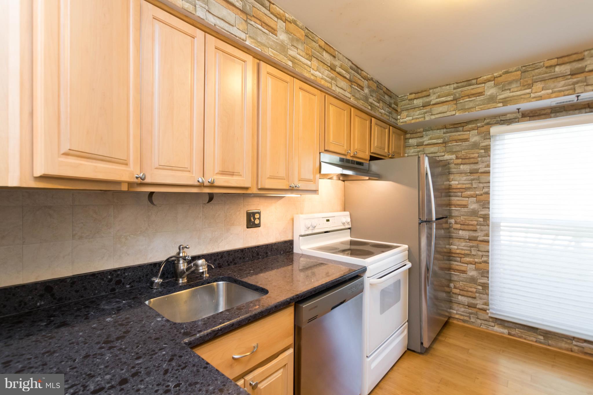 VILLAGE OF WILDE LAKE - Residential