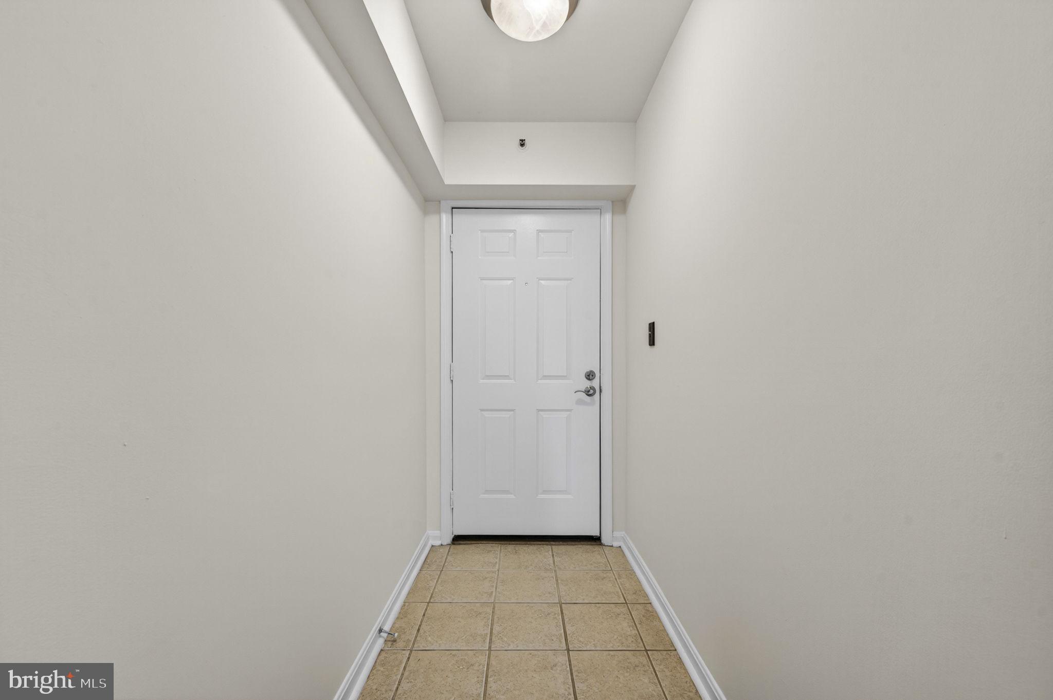 FOUR WINDS AT OAKTON - Residential