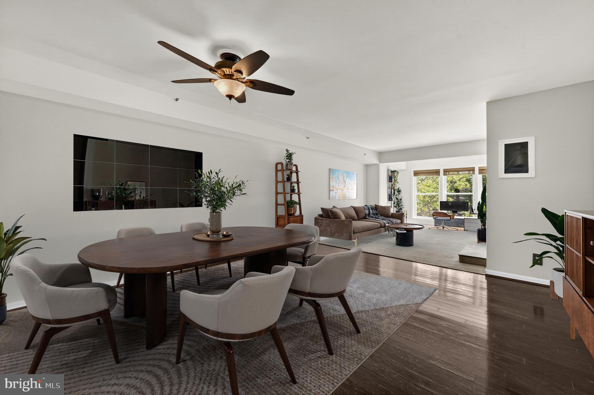 FOUR WINDS AT OAKTON - Residential