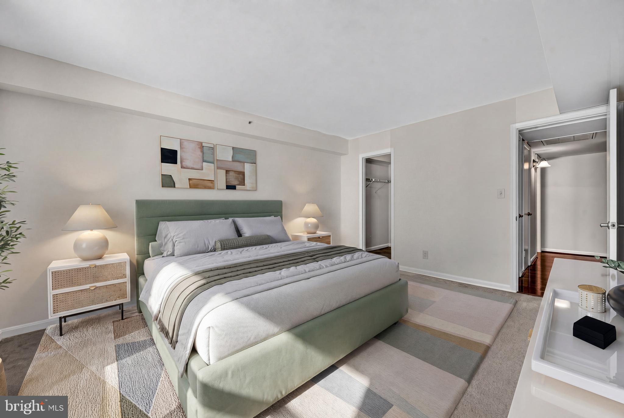FOUR WINDS AT OAKTON - Residential