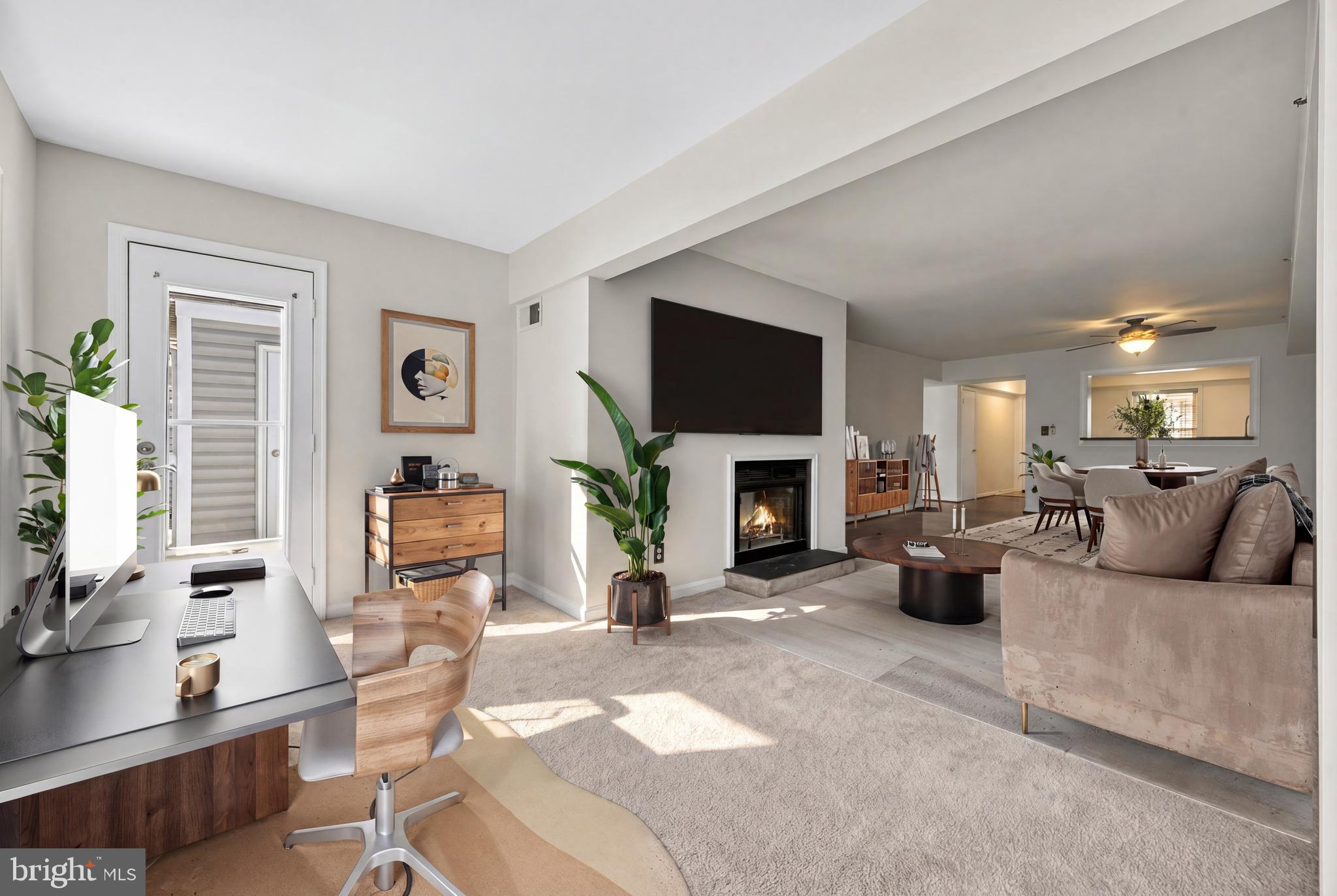 FOUR WINDS AT OAKTON - Residential