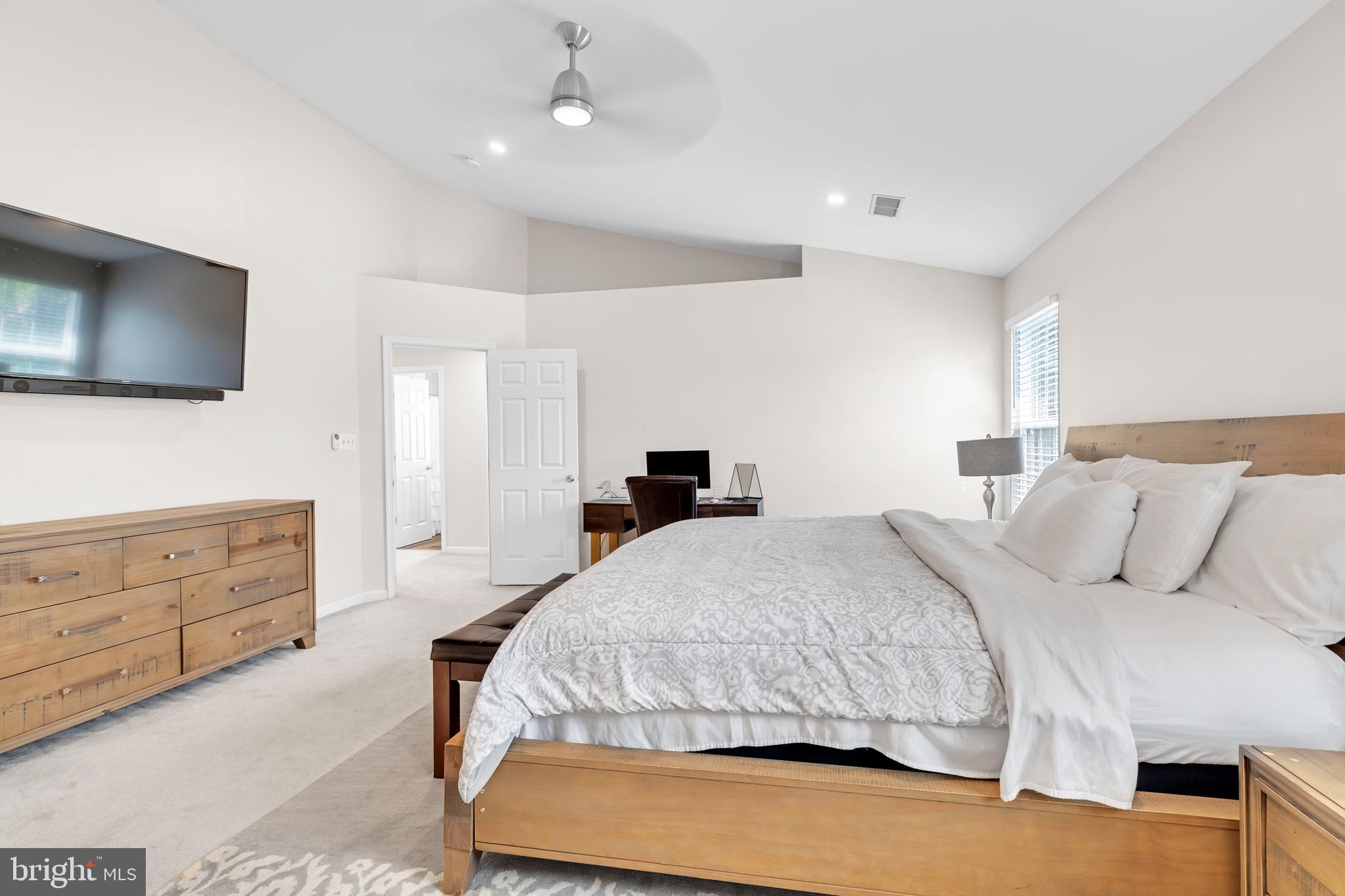 SHEFFIELD MANOR - Residential