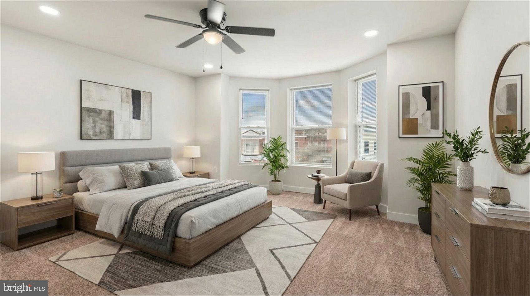 MONTEBELLO LAKE - Residential