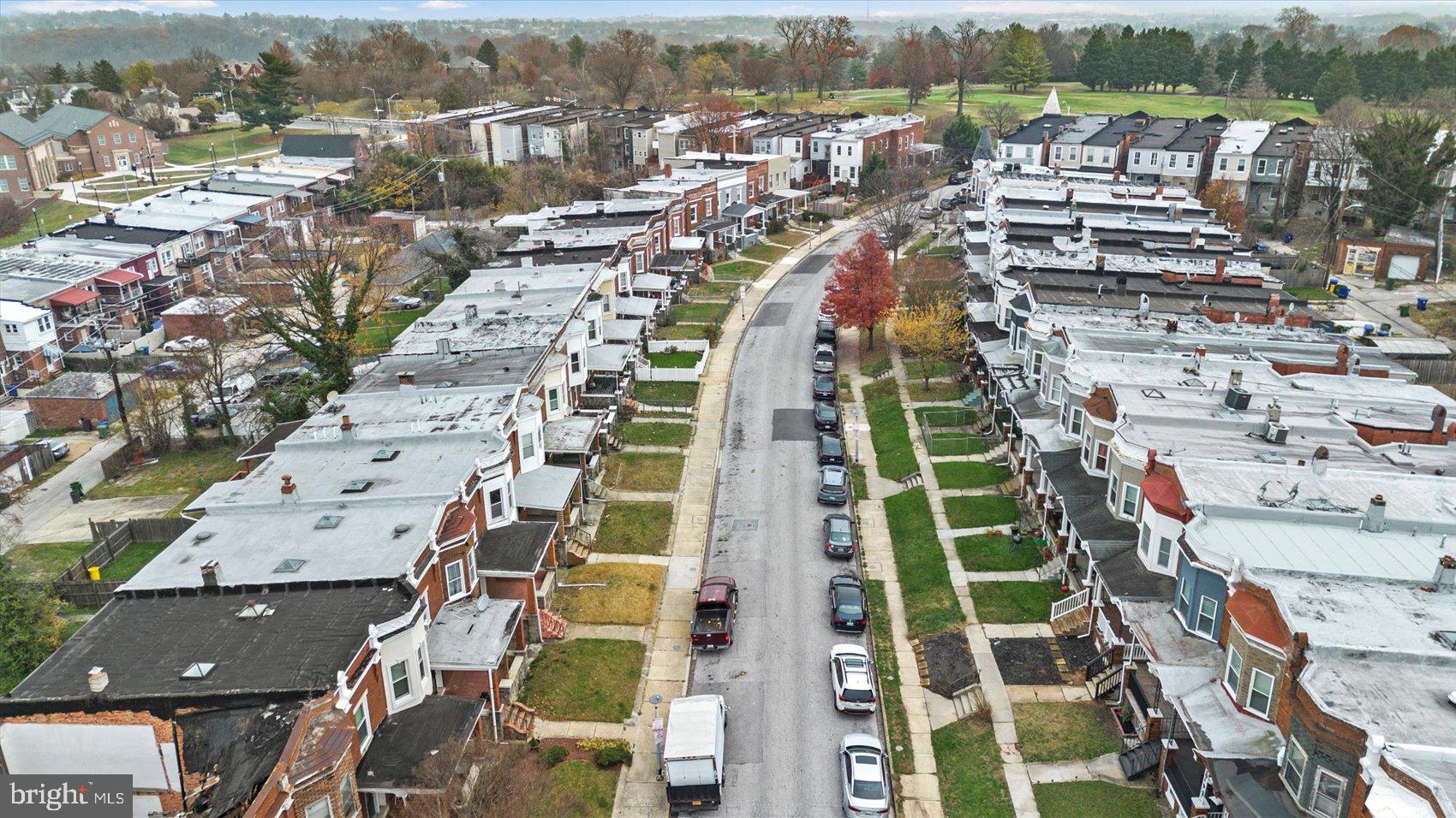 MONTEBELLO LAKE - Residential
