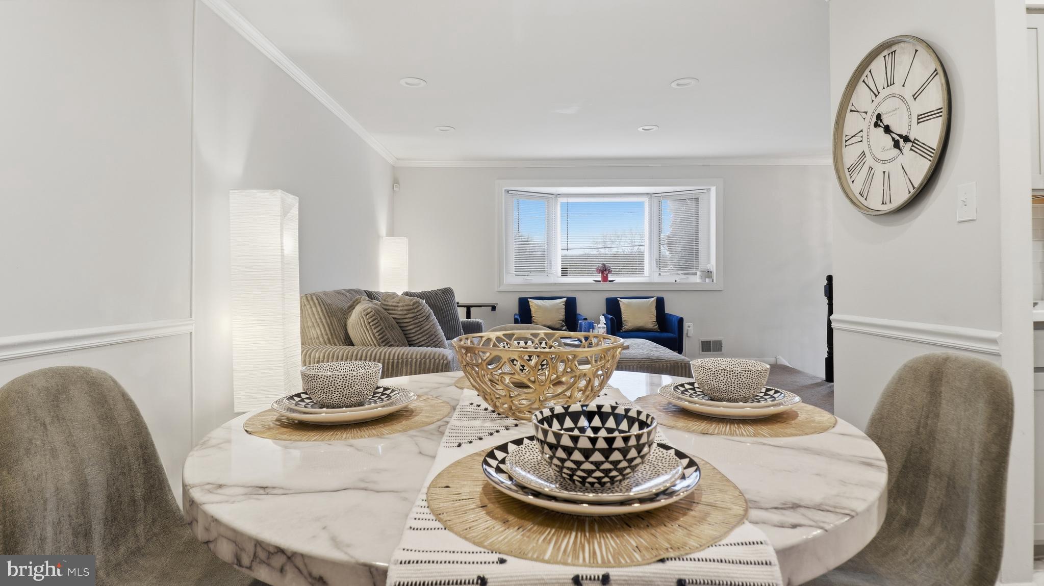 CLINTON - Residential