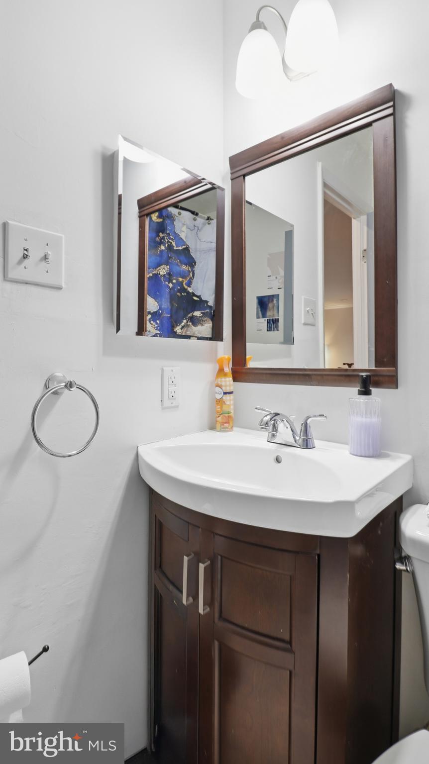 CLINTON - Residential