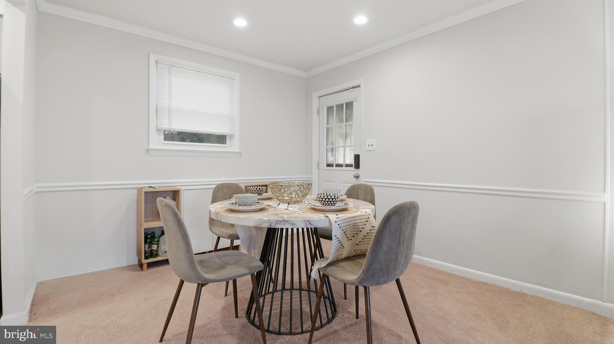 CLINTON - Residential