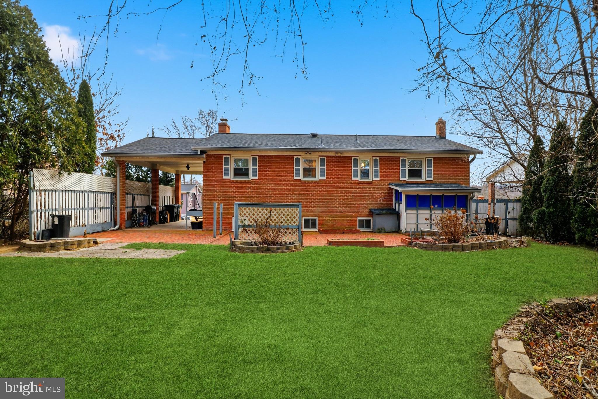 CLINTON - Residential