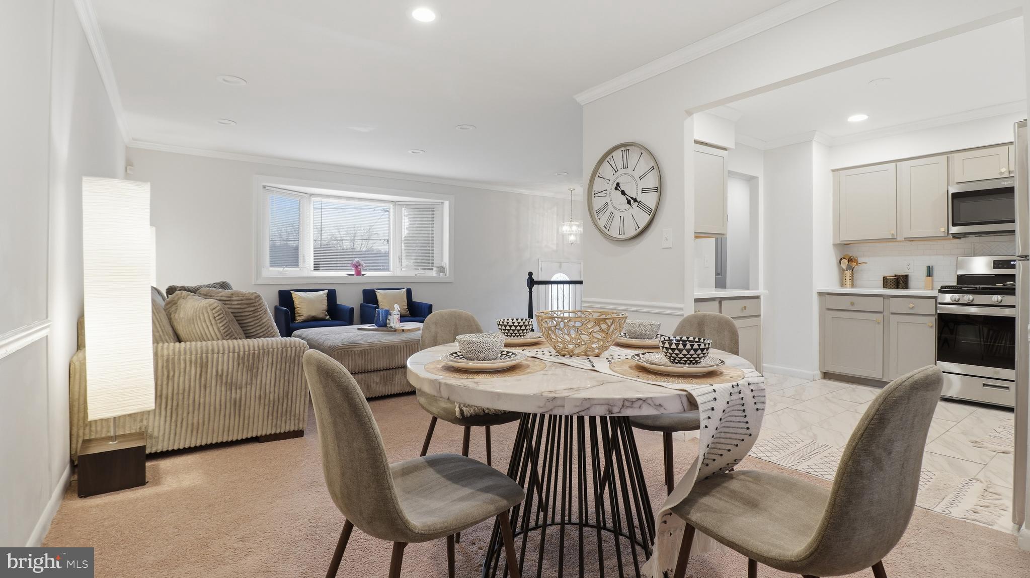 CLINTON - Residential