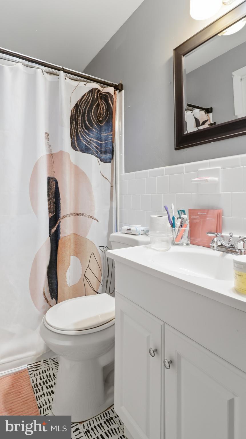 CLINTON - Residential