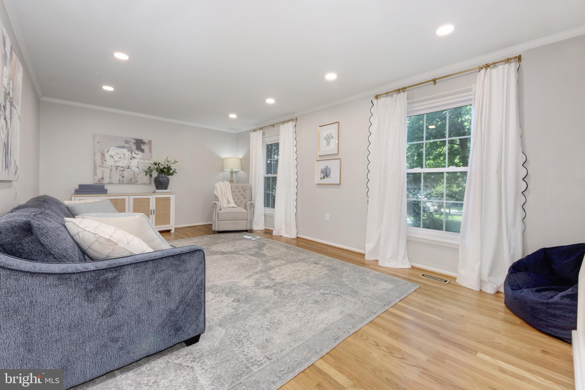 1038 CARNATION DRIVE