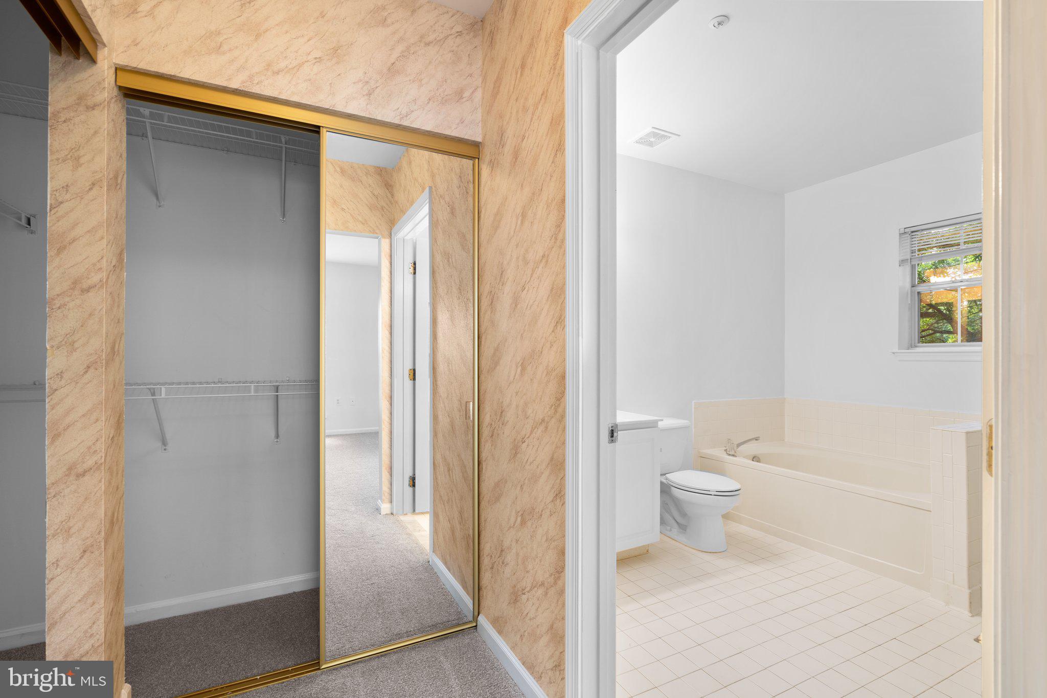 THE PAVILION - Residential Lease