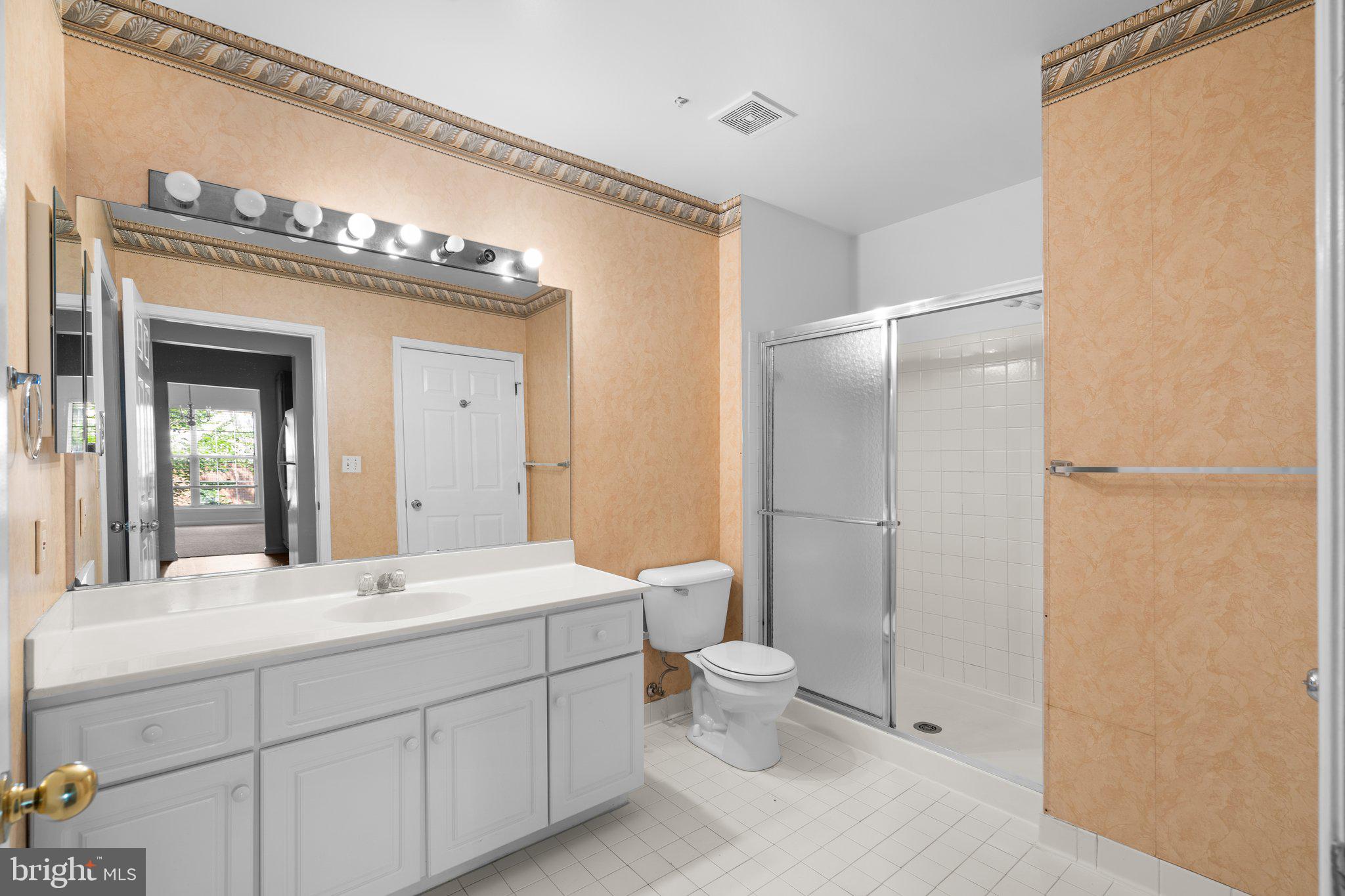 THE PAVILION - Residential Lease