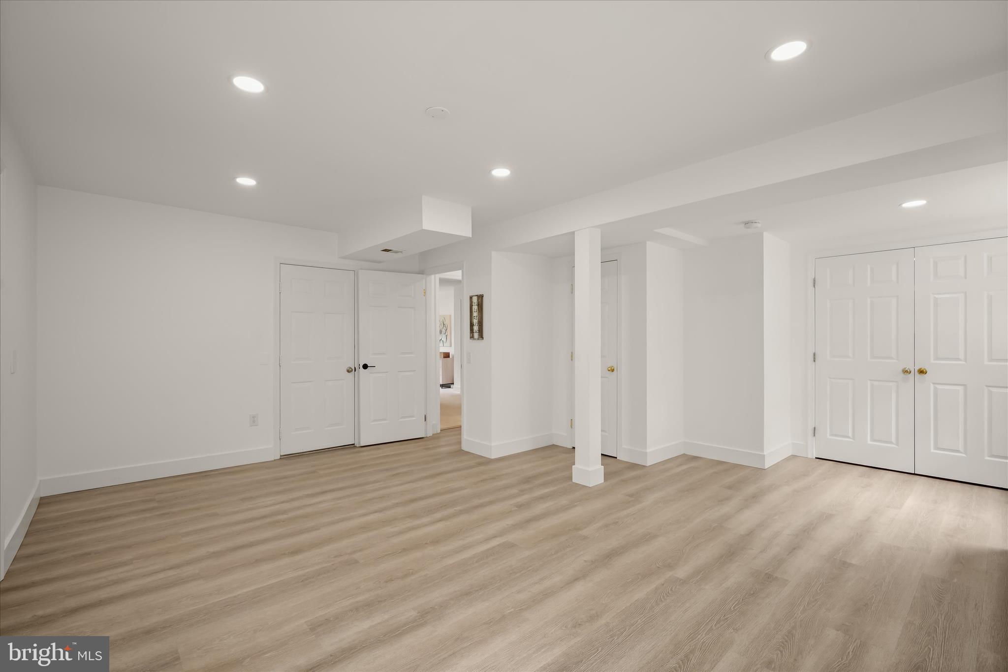 POTOMAC COMMONS - Residential