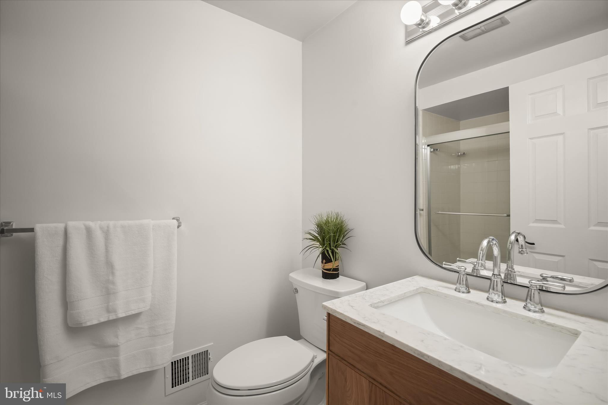 POTOMAC COMMONS - Residential