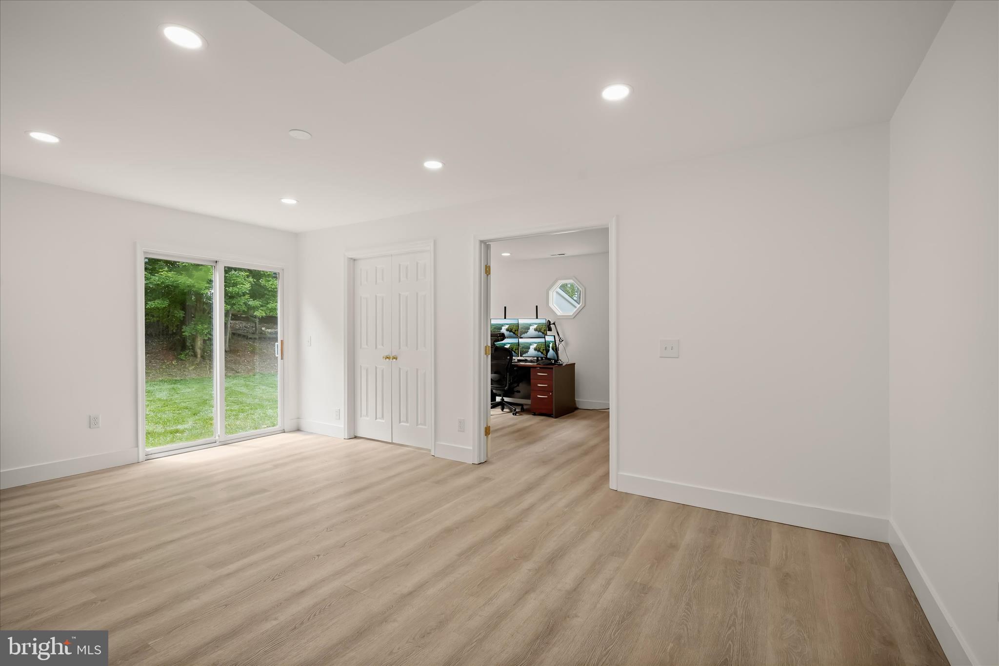 POTOMAC COMMONS - Residential