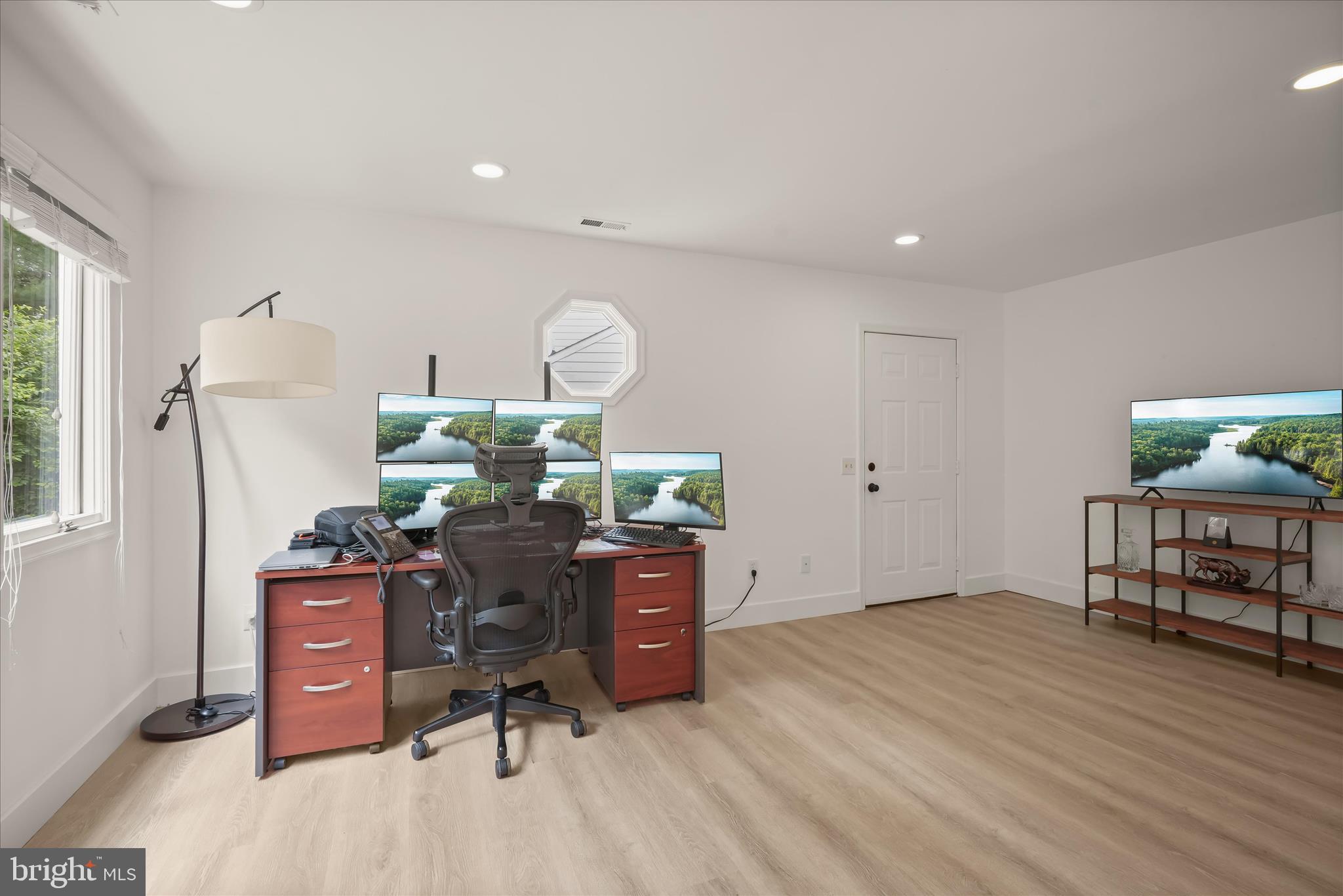 POTOMAC COMMONS - Residential