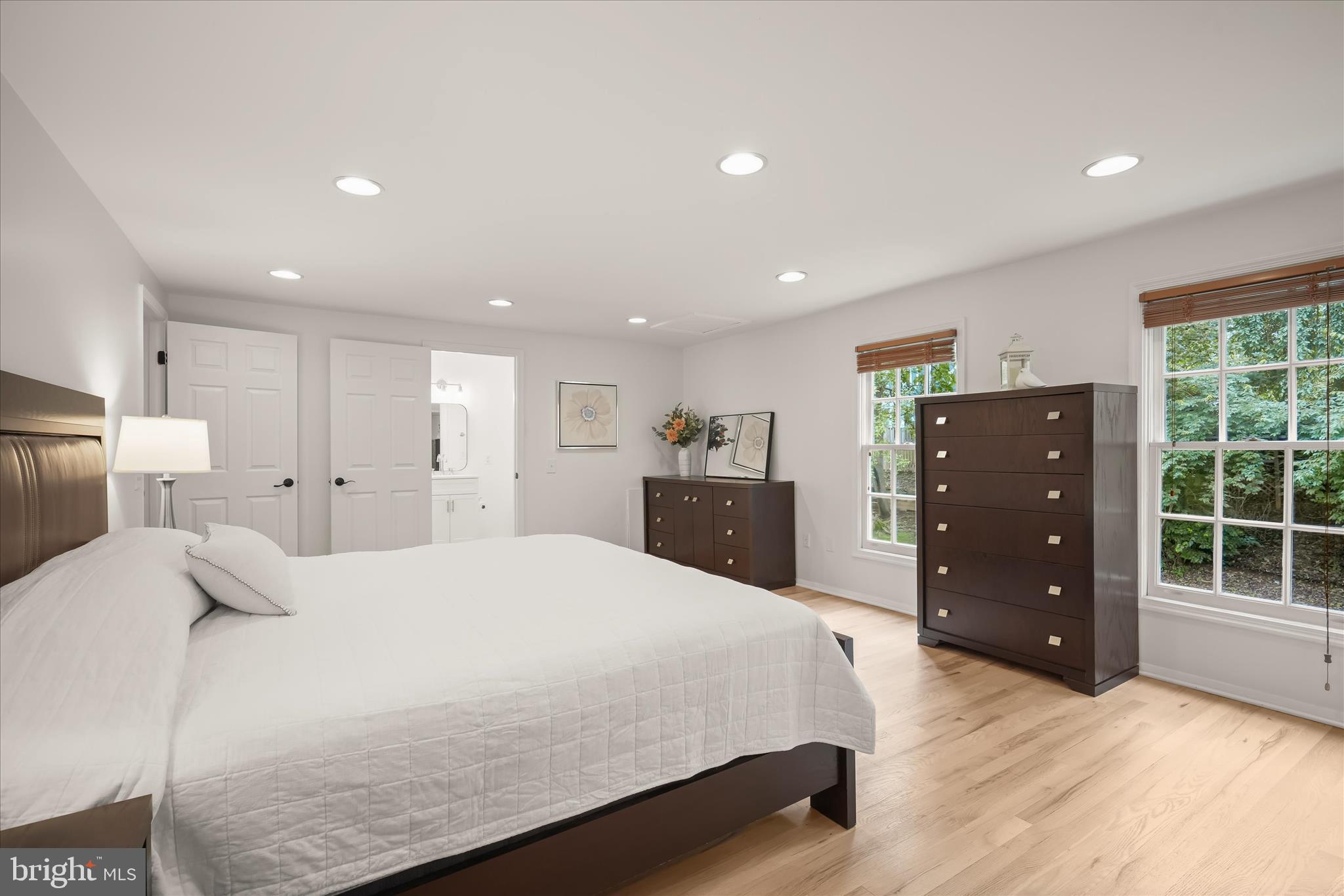 POTOMAC COMMONS - Residential