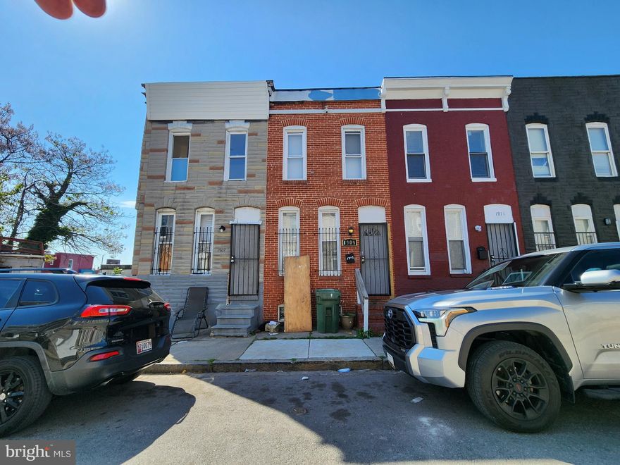 ONLINE AUCTION: This auction takes place on the Ashland Auction Group website bidding platform. Bidding begins 5/20/2026 @ 10:00 AM. Bidding ends 5/22/2026 @ 11:30 AM. The list price is the suggested opening bid. Deposit: $5,000.

This two-story townhouse is located in the Carrollton Ridge neighborhood of Baltimore City. Residents can enjoy the nearby facilities and attractions such as the Westside Shopping Center, Grace Medical Center, B&O Railroad Museum, and Carroll Park. The property is vacant. The area has easy access to the major traffic arteries, Wilkens Ave & S Monroe St, making commuting and city access seamless.