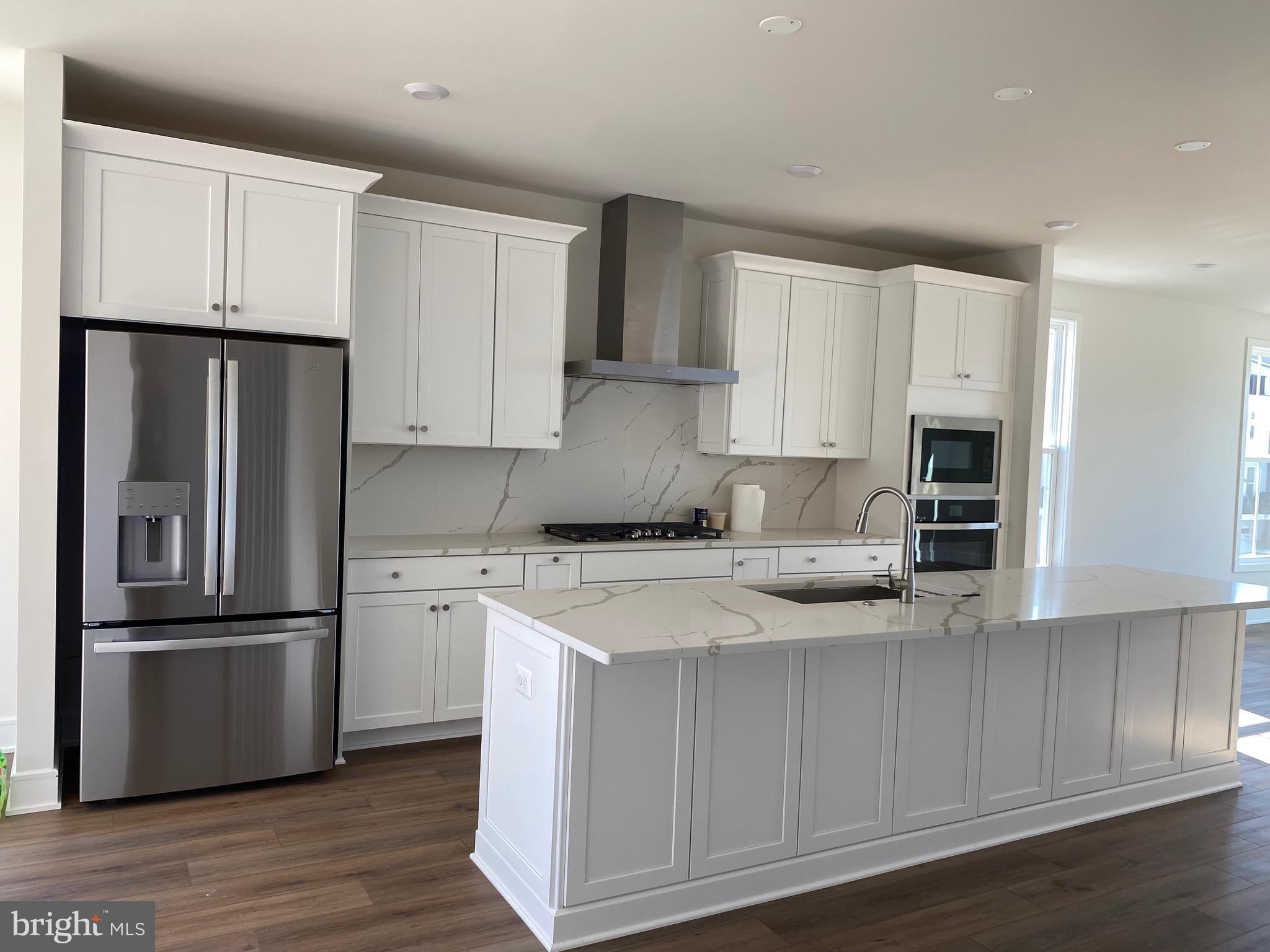 23083 SOARING TERRACE