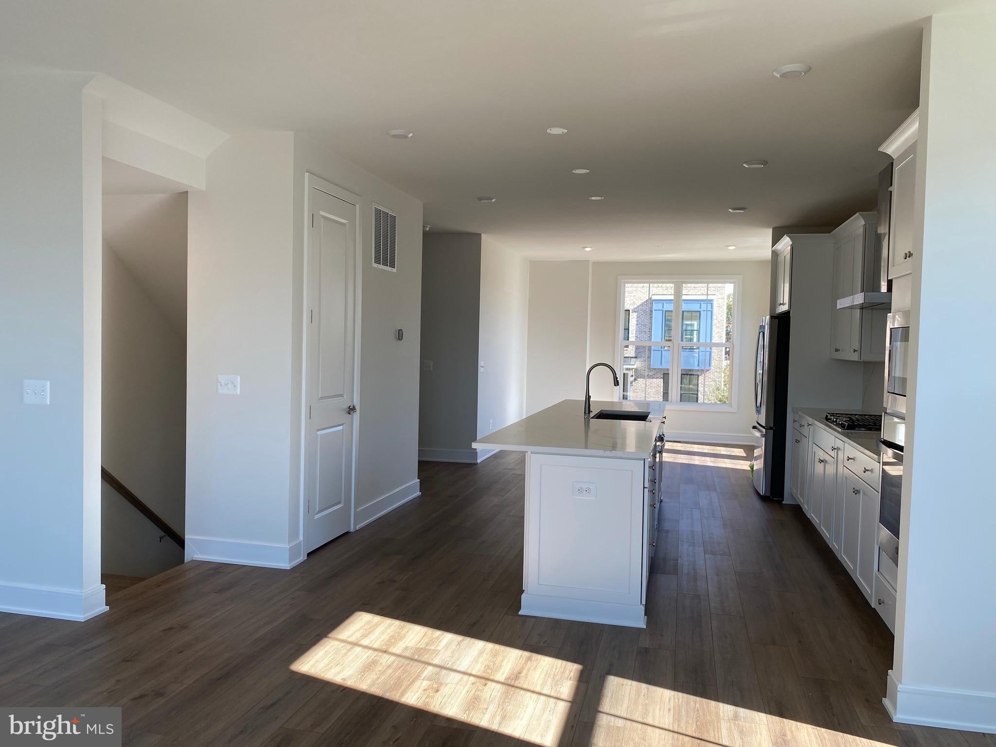 23083 SOARING TERRACE