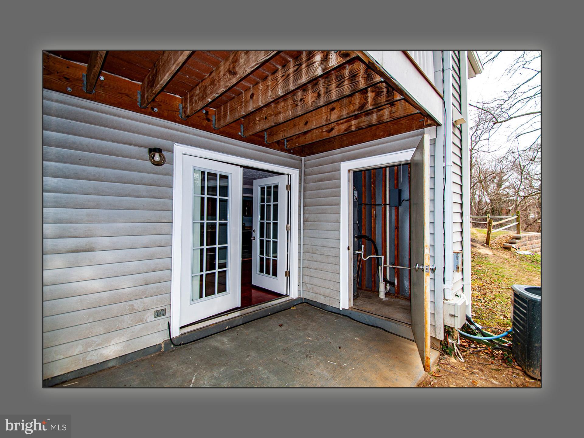 DEVON HILLS CONDO - Residential Lease