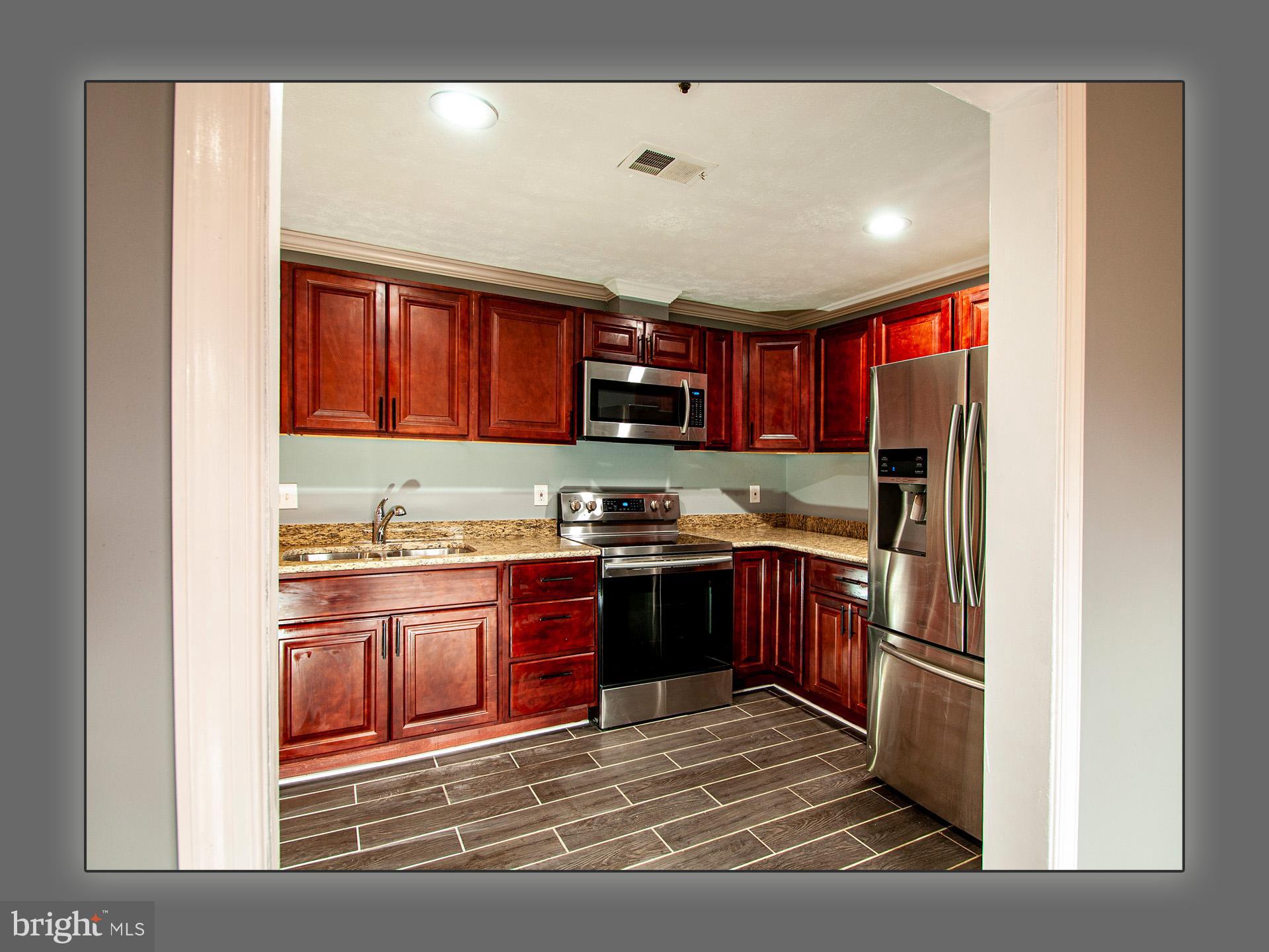 DEVON HILLS CONDO - Residential Lease