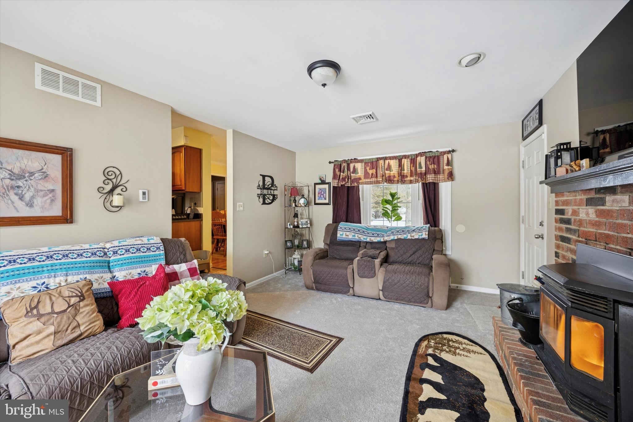 PLEASANT MDWS - Residential