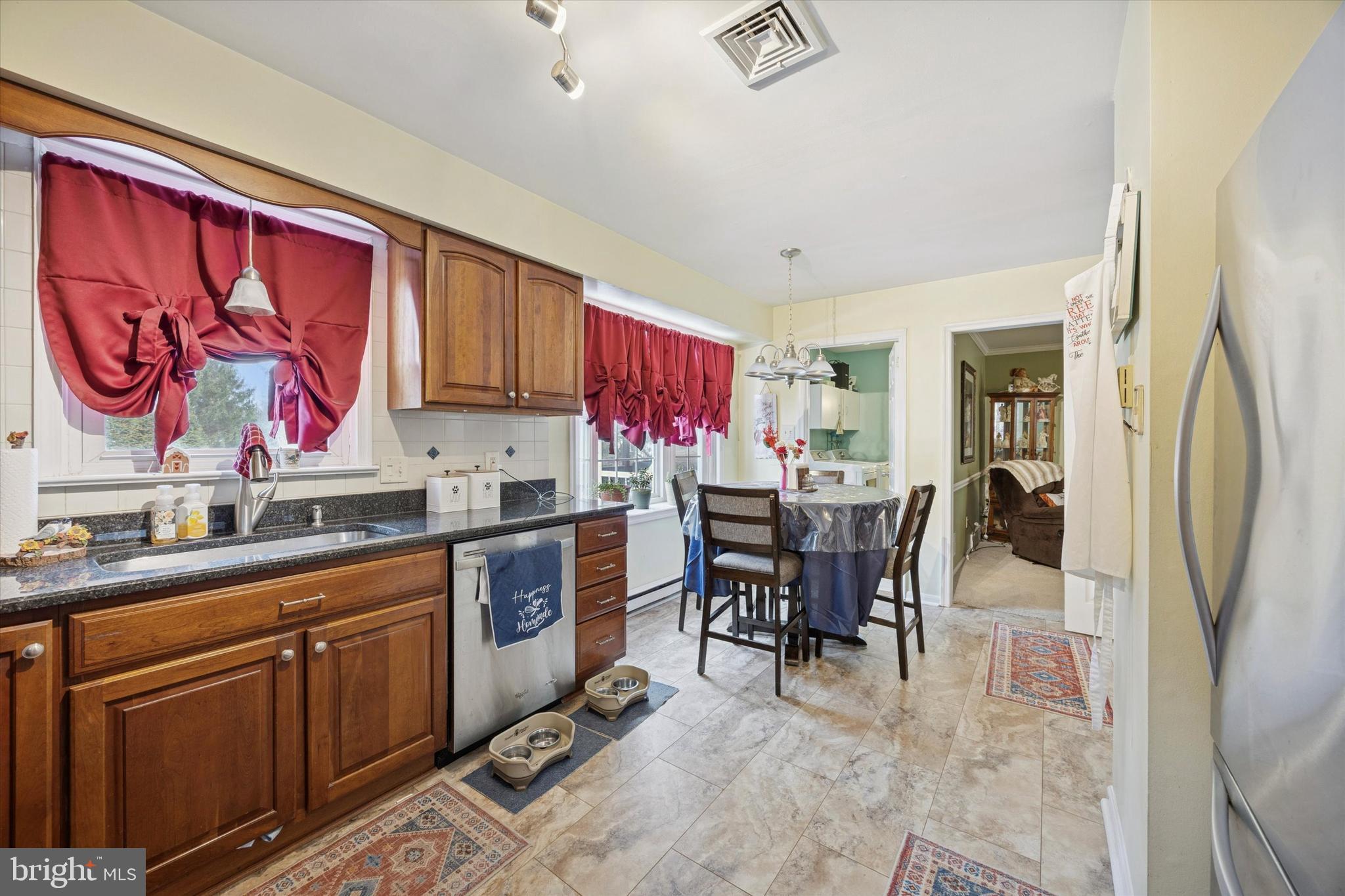 PLEASANT MDWS - Residential