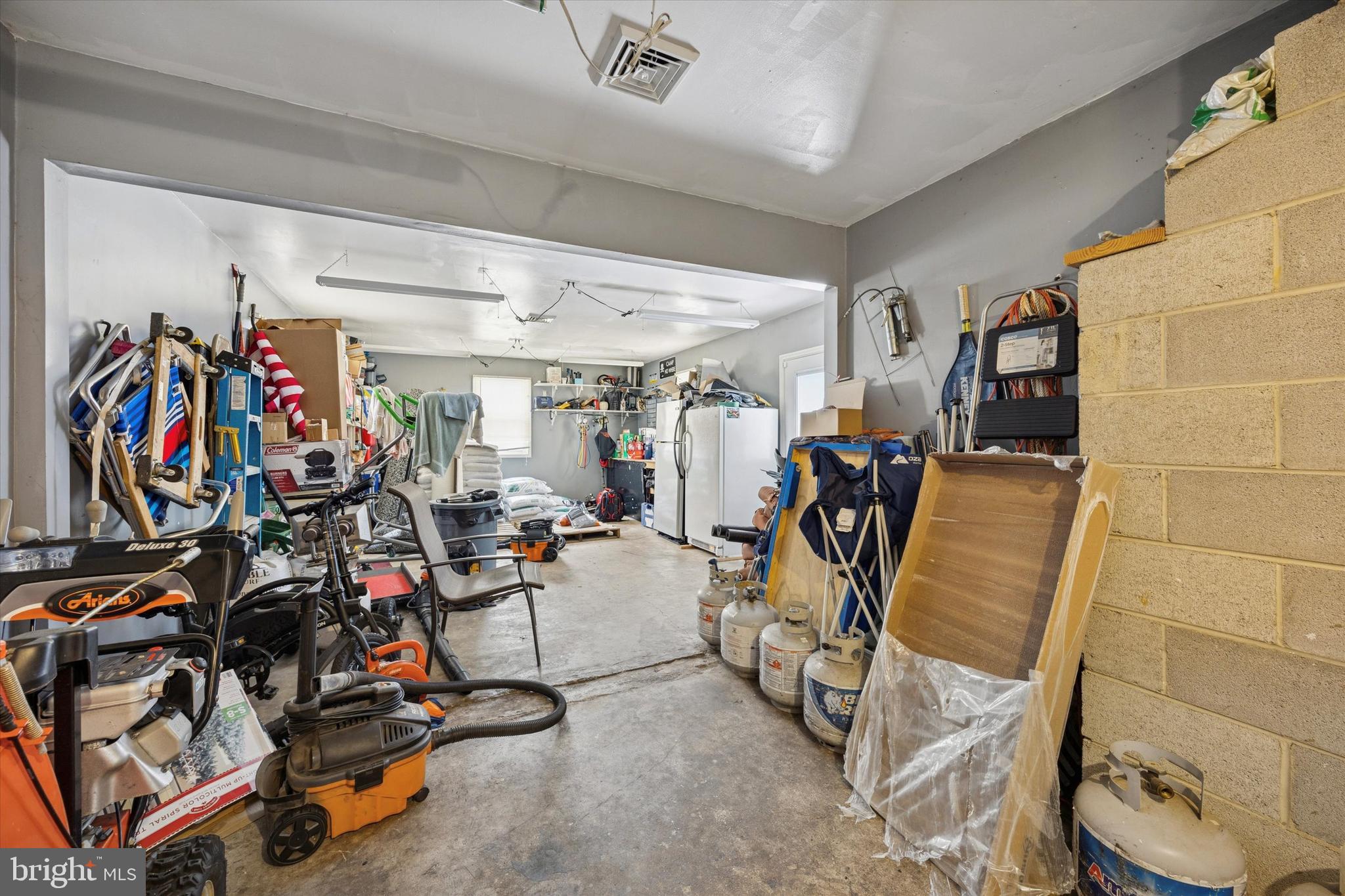 PLEASANT MDWS - Residential