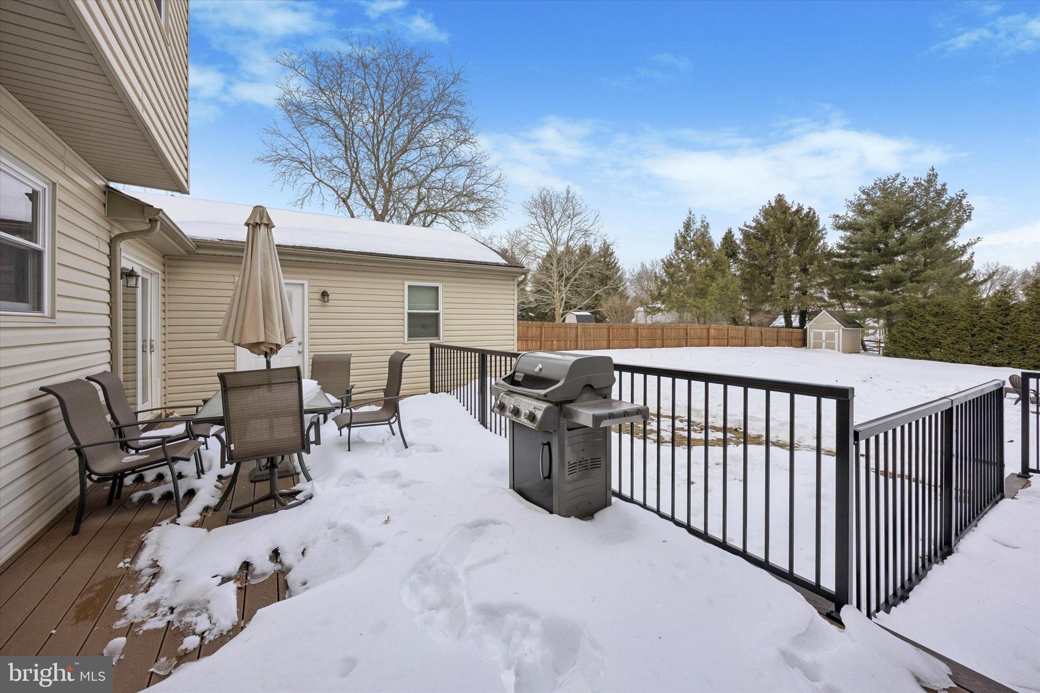 PLEASANT MDWS - Residential