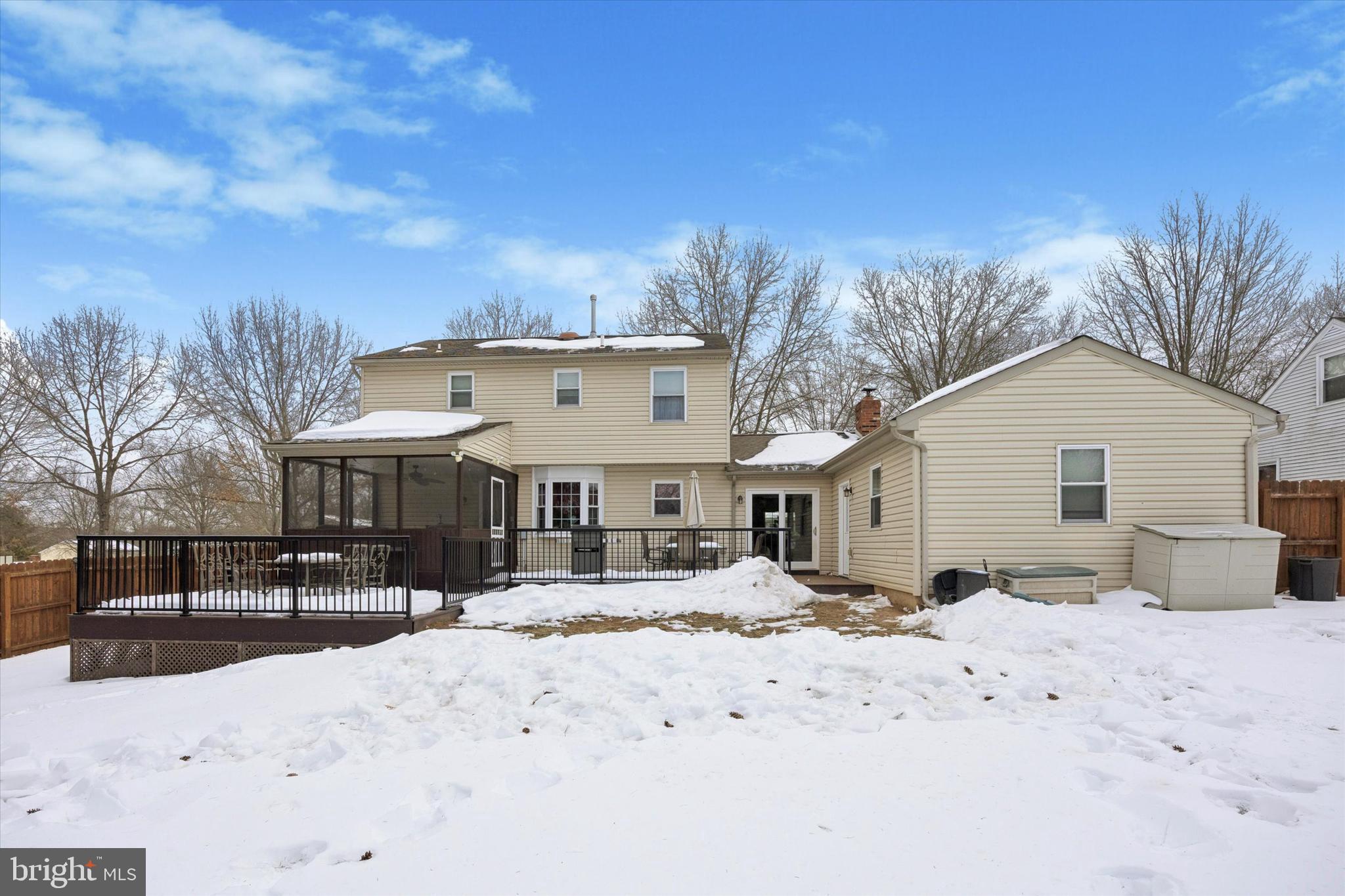 PLEASANT MDWS - Residential