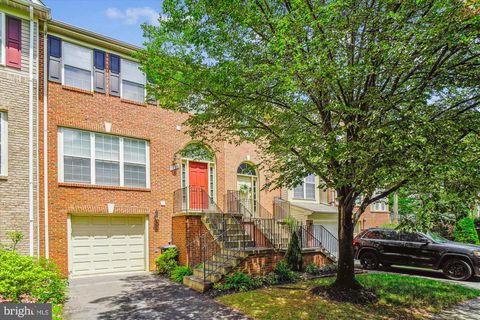 7728 HERITAGE FARM DRIVE GAITHERSBURG MD 20886